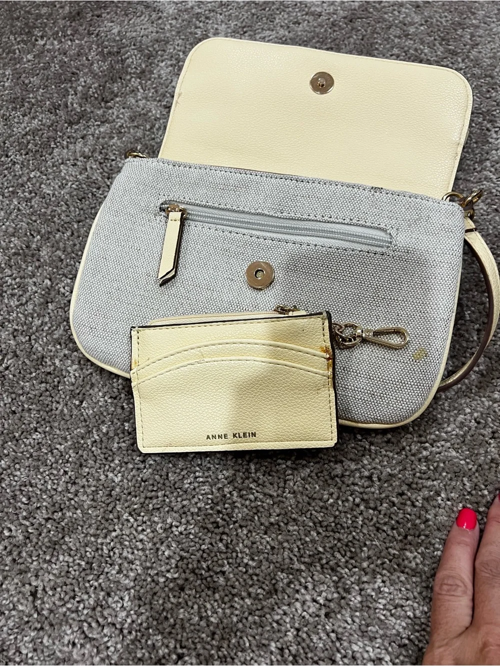 Anne Klein anne klein